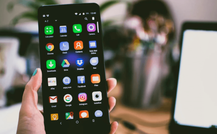 The Attention Machine: Why Gambling Platforms Fit the Logic of Mobile Entertainment